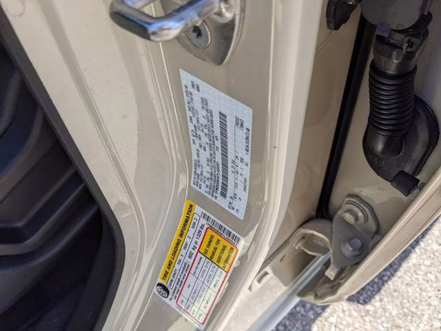 2026 Desert Sand Ford Bronco Base 4X4 SUV