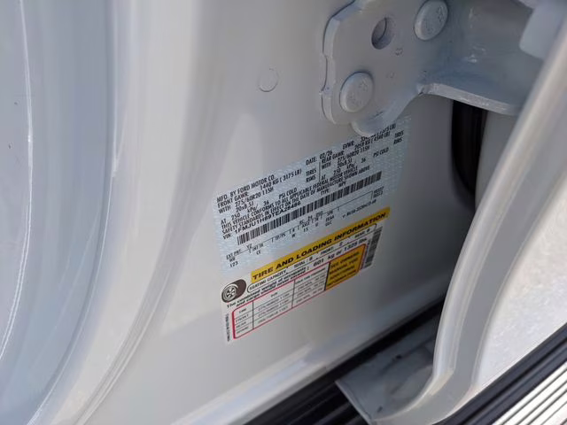 2026 Oxford White Ford Expedition Active RWD SUV