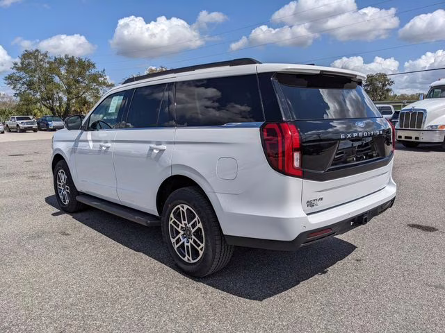 2026 Oxford White Ford Expedition Active RWD SUV