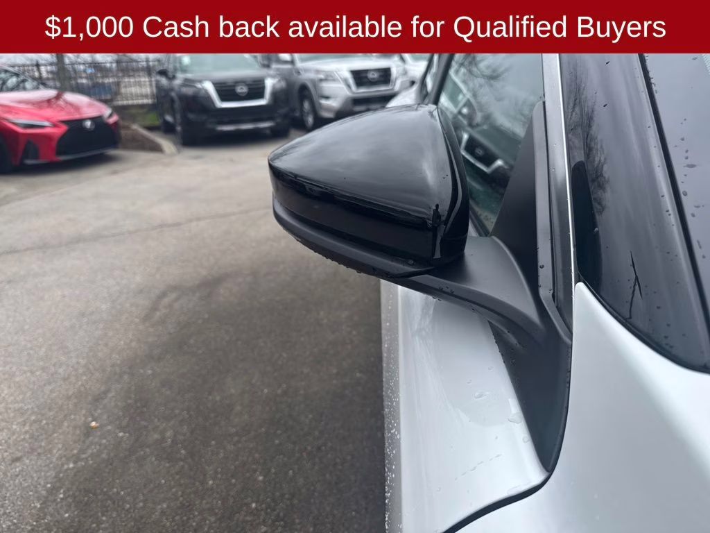 2026 Aspen White/Super Black Nissan Sentra SR FWD Sedan