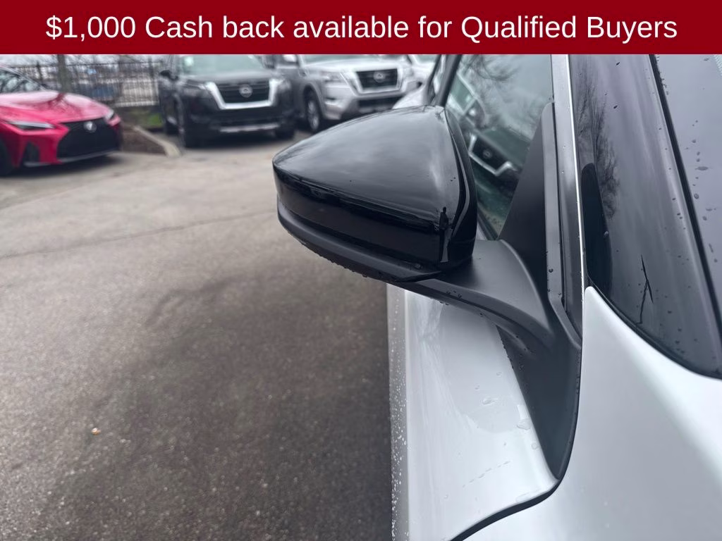 2026 Aspen White/Super Black Nissan Sentra SR FWD Sedan