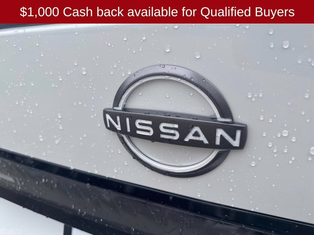 2026 Aspen White/Super Black Nissan Sentra SR FWD Sedan