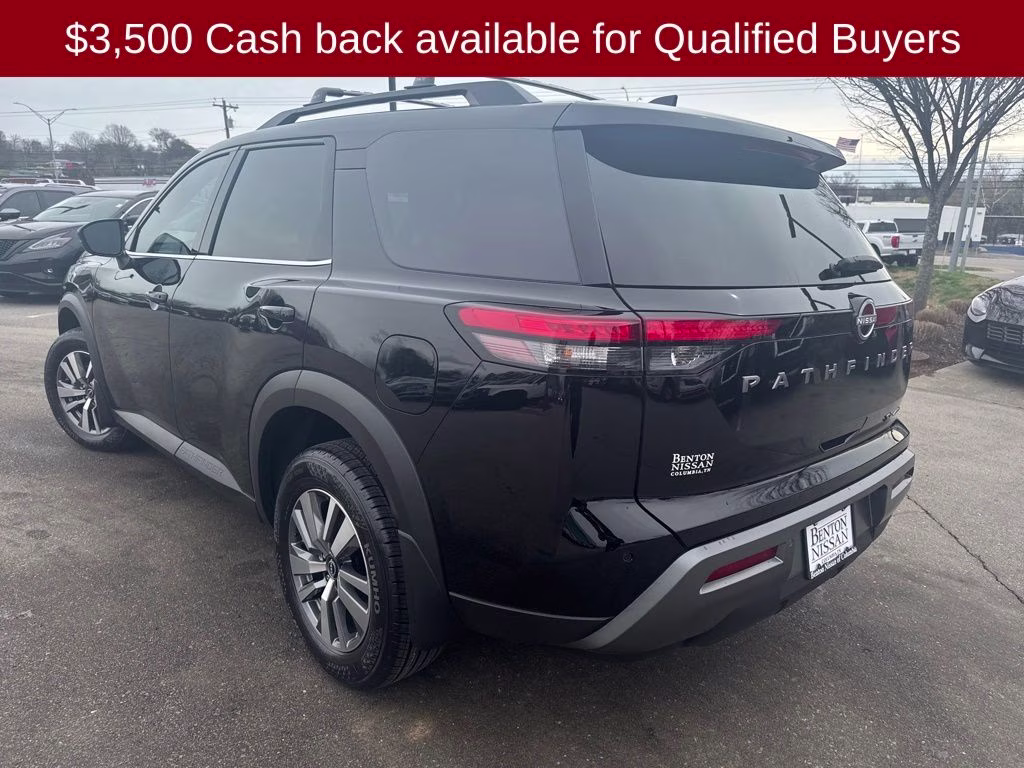 2026 Super Black Nissan Pathfinder SL 4X4 SUV