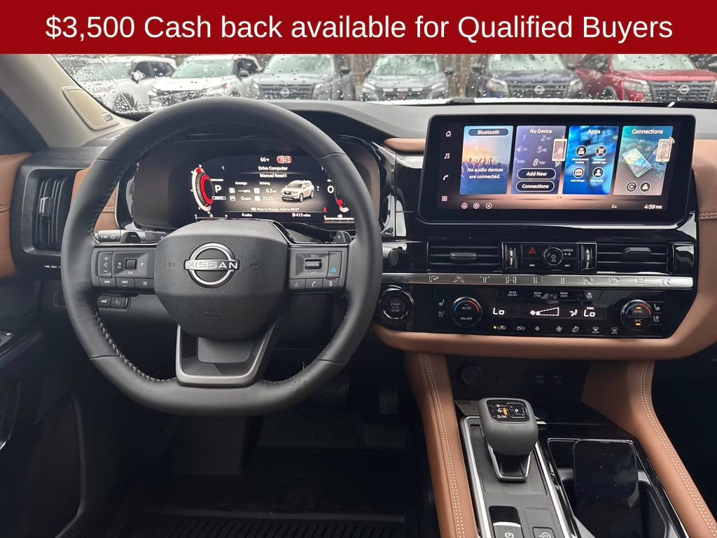 2026 Everest White Pearl Tricoat Nissan Pathfinder Platinum 4X4 SUV