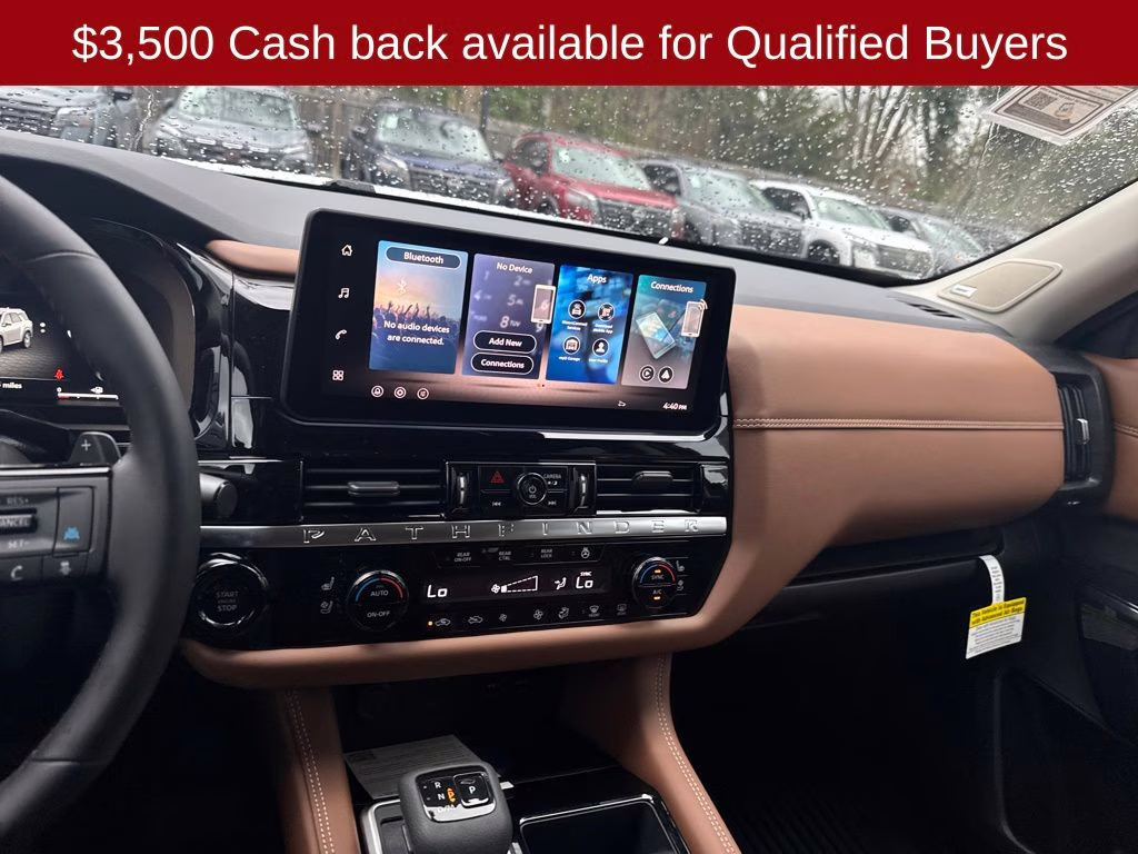 2026 Everest White Pearl Tricoat Nissan Pathfinder Platinum 4X4 SUV