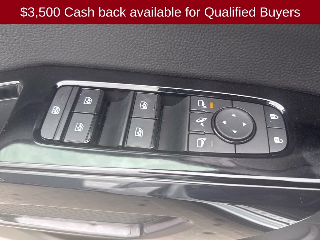 2026 Everest White Pearl Tricoat Nissan Pathfinder Platinum FWD SUV
