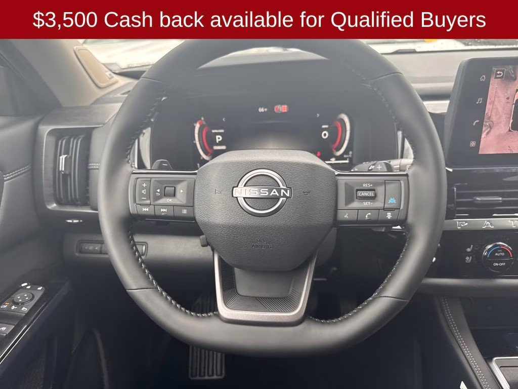 2026 Everest White Pearl Tricoat Nissan Pathfinder Platinum FWD SUV