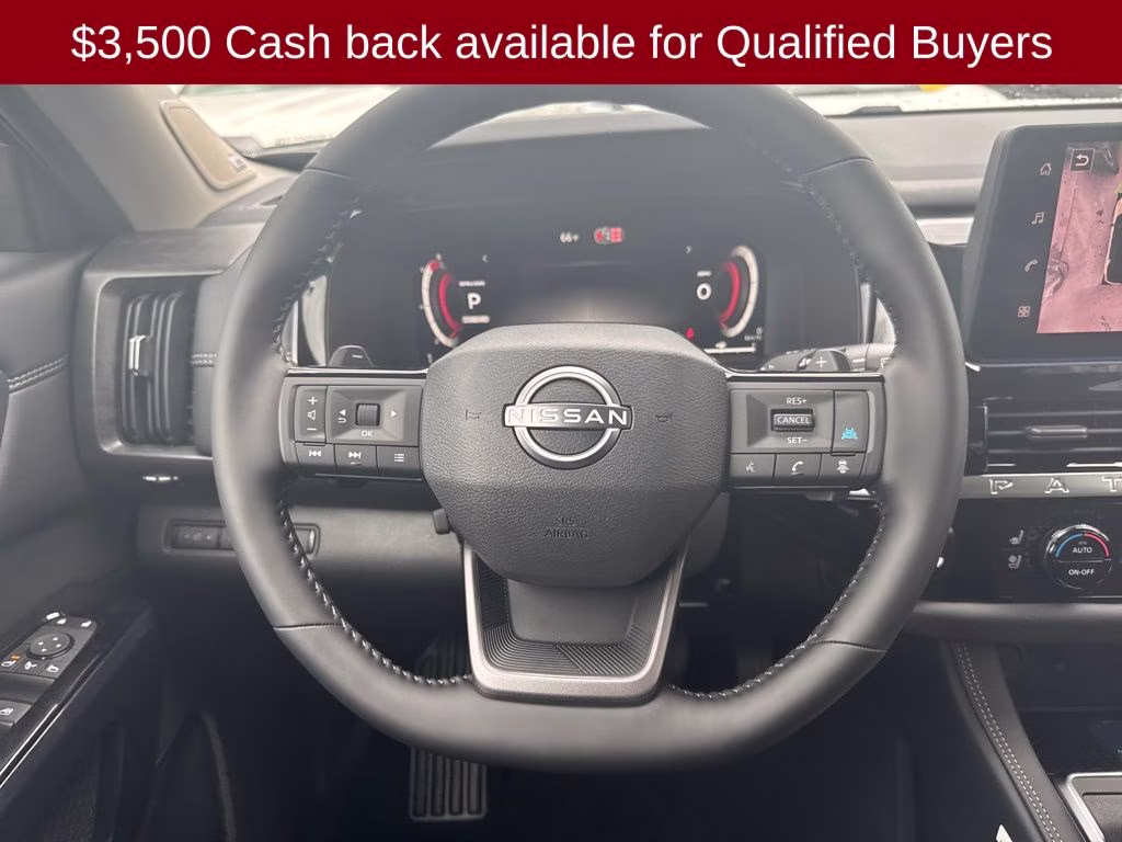 2026 Everest White Pearl Tricoat Nissan Pathfinder Platinum FWD SUV