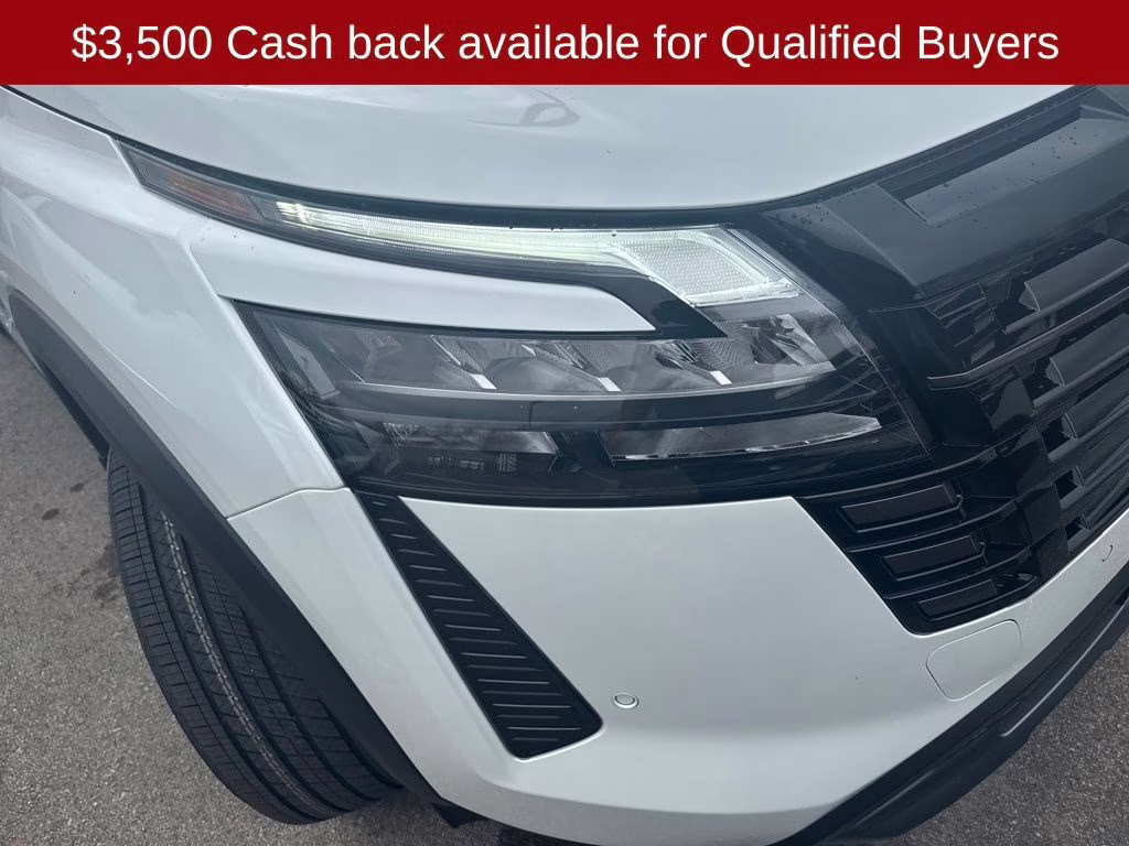 2026 Everest White Pearl Tricoat Nissan Pathfinder Platinum FWD SUV