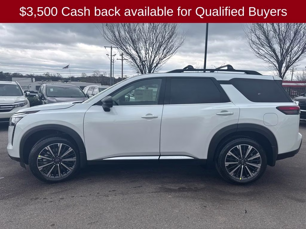 2026 Everest White Pearl Tricoat Nissan Pathfinder Platinum FWD SUV