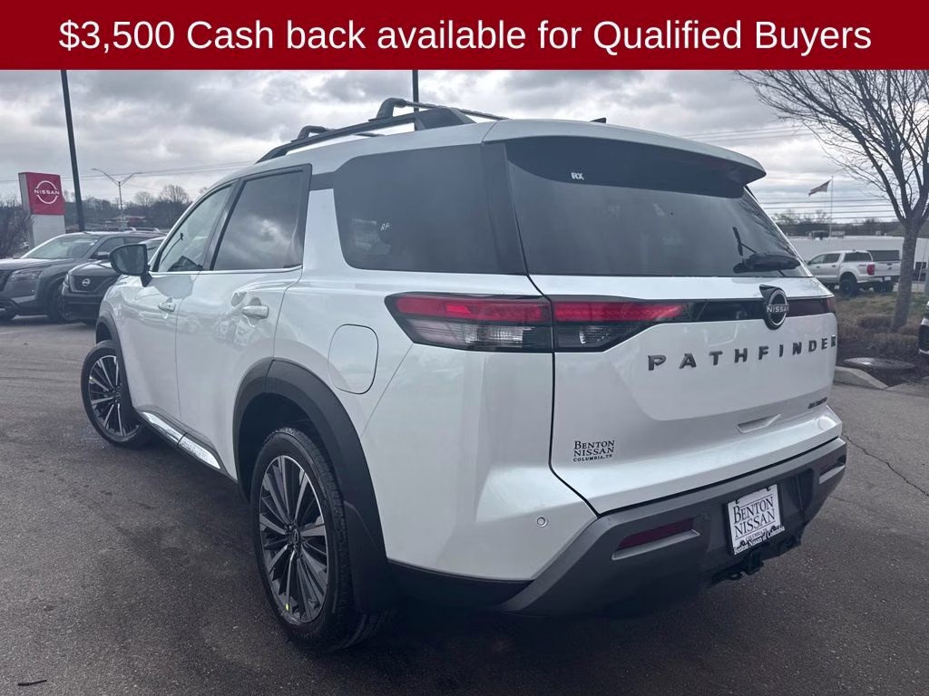 2026 Everest White Pearl Tricoat Nissan Pathfinder Platinum FWD SUV