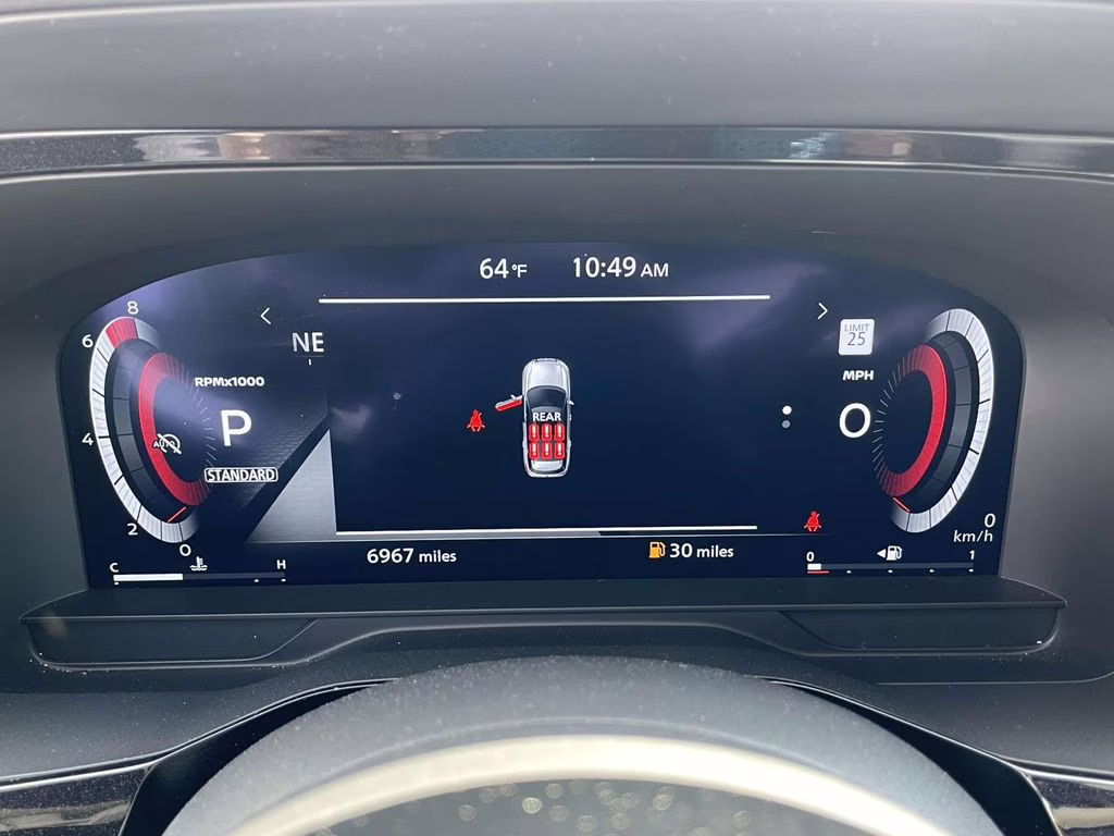 2025 Everest White Pearl Tricoat Nissan Pathfinder Platinum FWD SUV