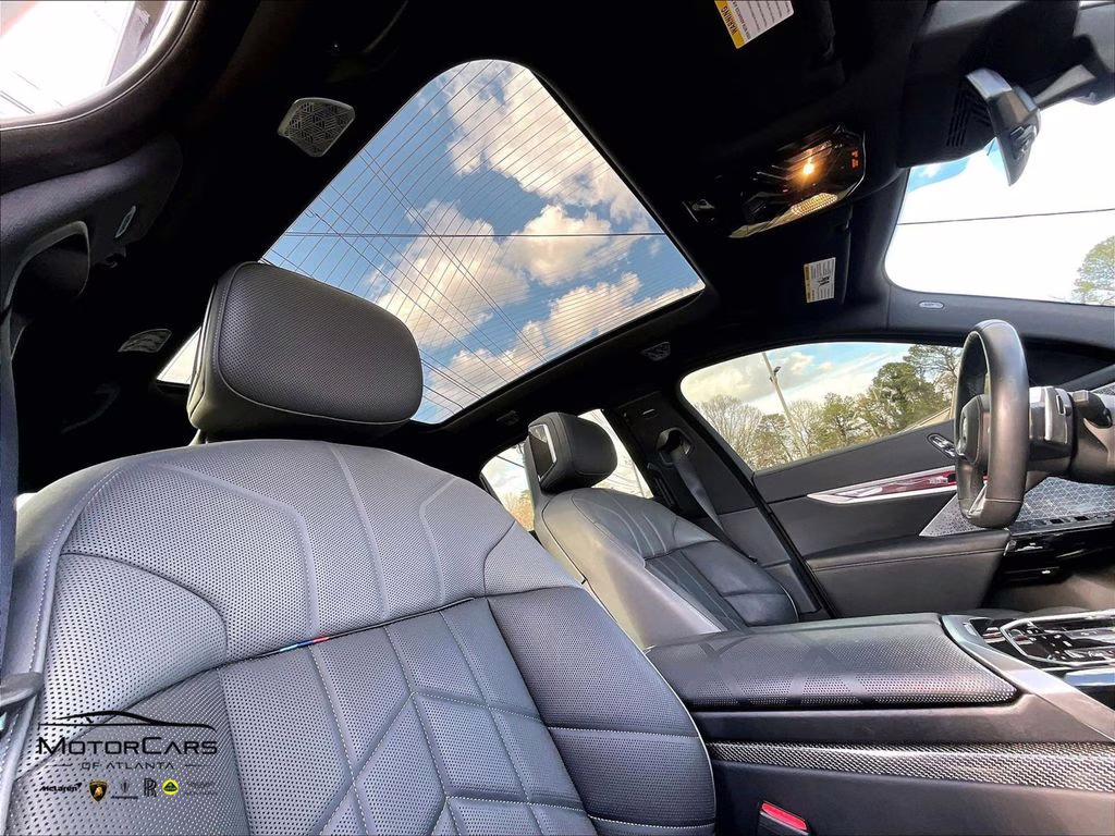 2023 Black Sapphire Metallic BMW 7 Series 760i xDrive AWD Sedan