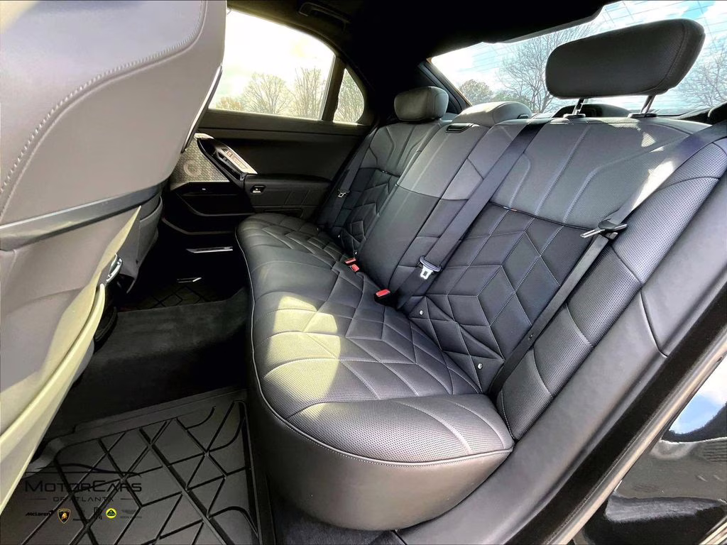 2023 Black Sapphire Metallic BMW 7 Series 760i xDrive AWD Sedan