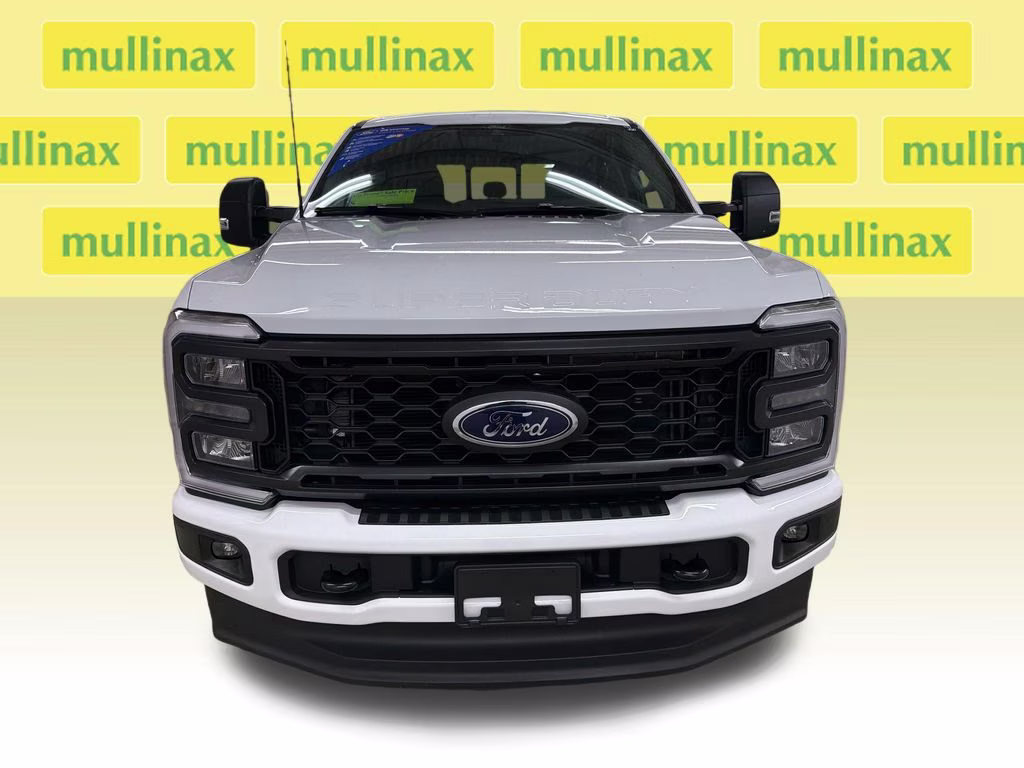 2026 Oxford White Ford Super Duty F-250 SRW XL 4X4 Truck