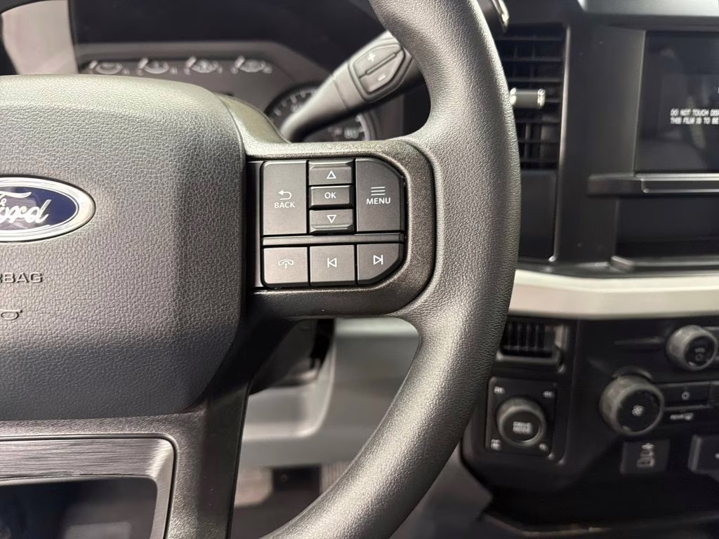 2026 OXFORD WHITE Ford Super Duty F-250 SRW STX 4X4 Truck