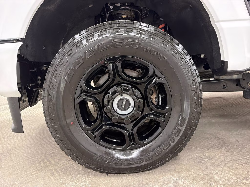 2026 Oxford White Ford Super Duty F-250 SRW XL 4X4 Truck