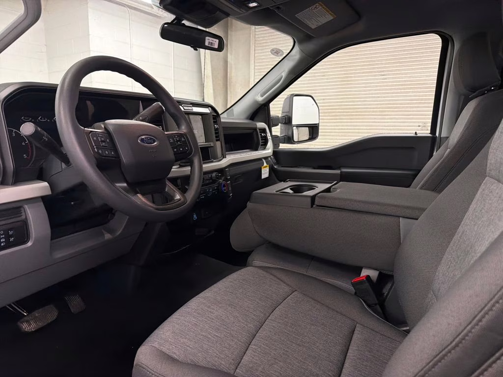 2026 OXFORD WHITE Ford Super Duty F-250 SRW STX 4X4 Truck