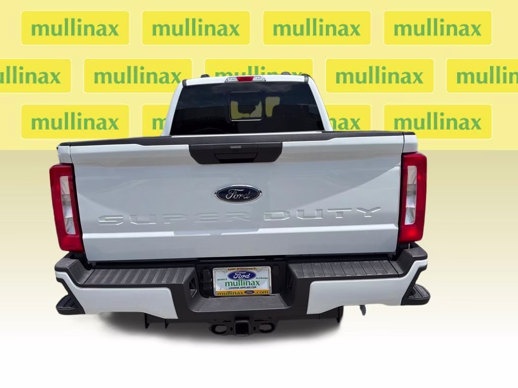 2026 Oxford White Ford Super Duty F-250 SRW XL 4X4 Truck