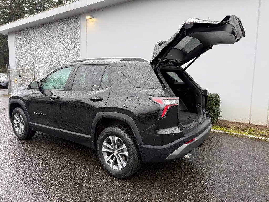 2025 Mosaic Black Metallic Chevrolet Equinox LT AWD SUV
