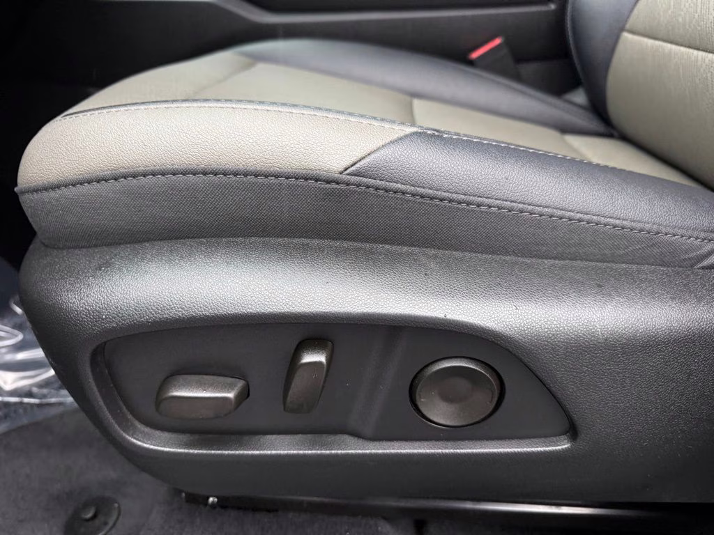 2025 Mosaic Black Metallic Chevrolet Equinox LT AWD SUV