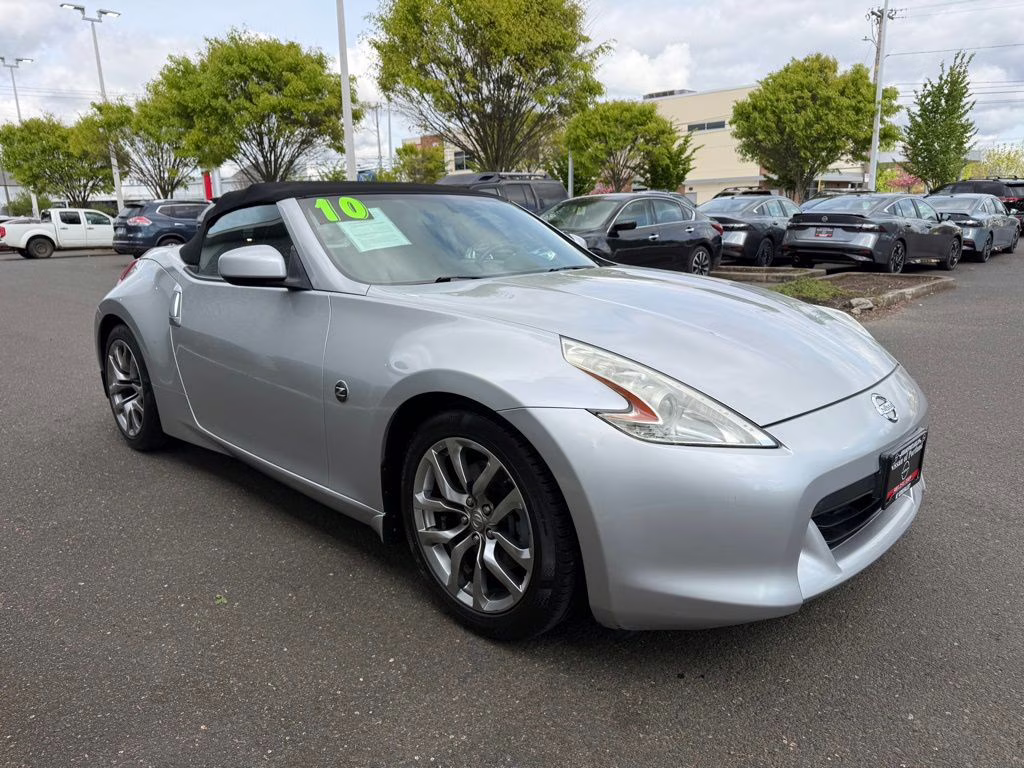 2010 Brilliant Silver Metallic Nissan 370Z Base RWD Convertible
