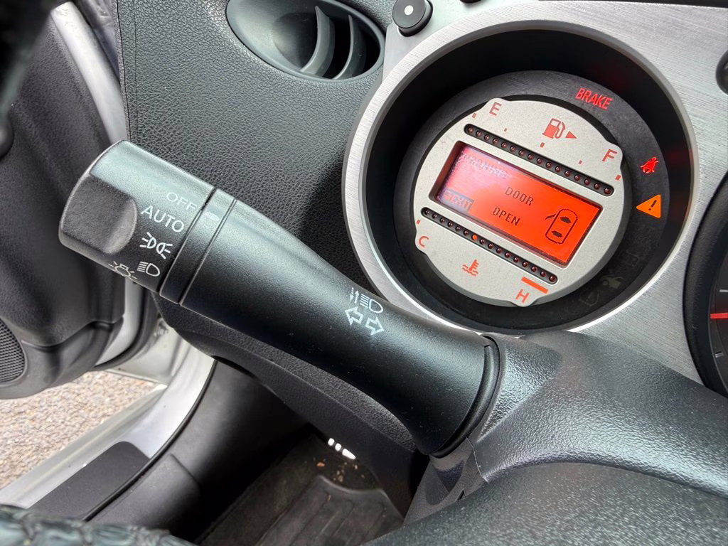 2010 Brilliant Silver Metallic Nissan 370Z Base RWD Convertible