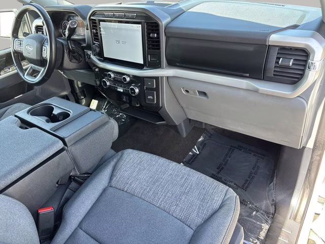 2022 Oxford White Ford F-150 XLT 4X4 Truck