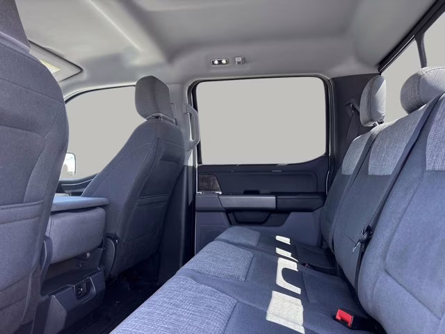 2022 Oxford White Ford F-150 XLT 4X4 Truck