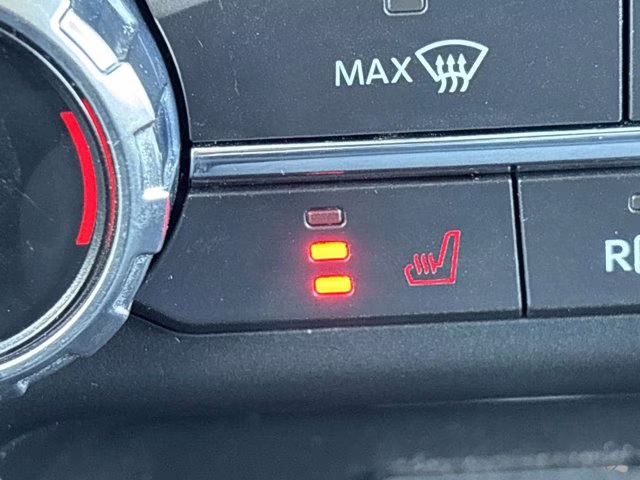 2022 Oxford White Ford F-150 XLT 4X4 Truck