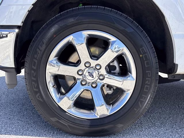 2022 Oxford White Ford F-150 XLT 4X4 Truck