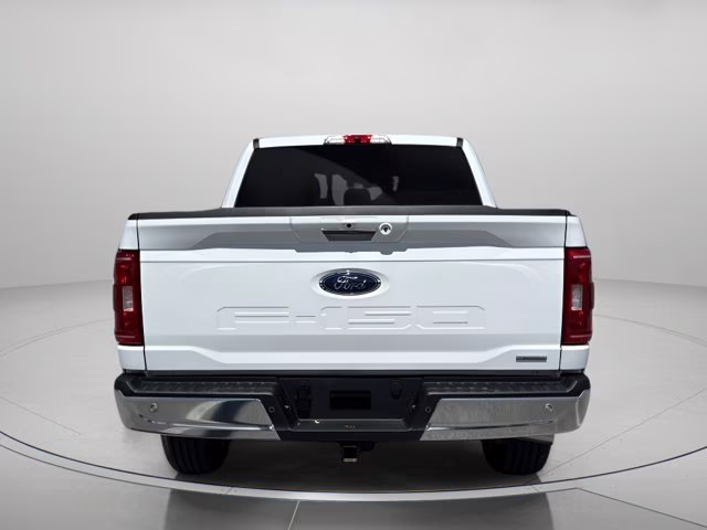 2022 Oxford White Ford F-150 XLT 4X4 Truck