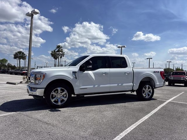 2023 Oxford White Ford F-150 XLT 4X4 Truck
