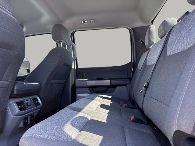 2023 Oxford White Ford F-150 XLT 4X4 Truck