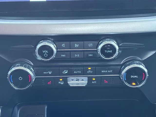 2023 Oxford White Ford F-150 XLT 4X4 Truck