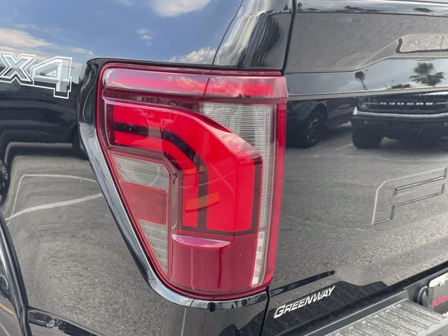 2026 Black Metallic Ford F-150 LARIAT 4X4 Truck