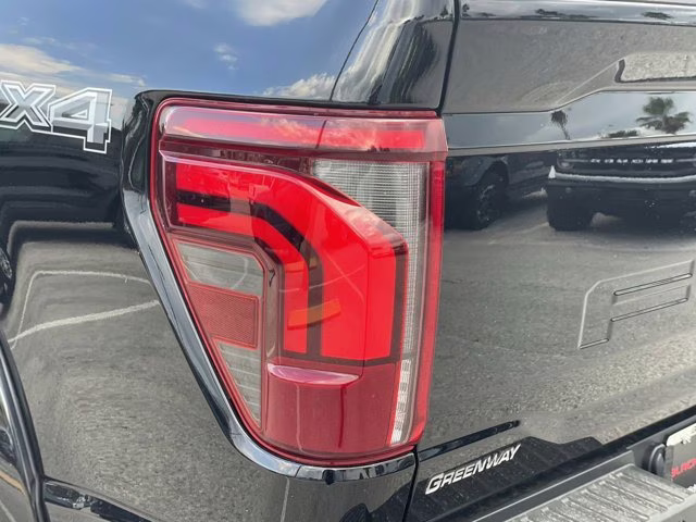 2026 Black Metallic Ford F-150 LARIAT 4X4 Truck