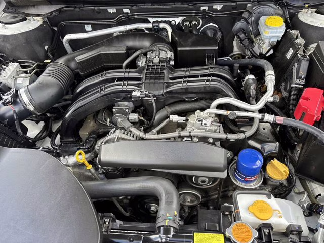 2023 Crystal White Pearl Subaru Outback Limited AWD SUV