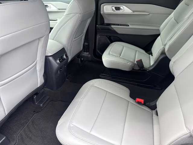 2026 Vapor Blue Ford Explorer Active RWD SUV