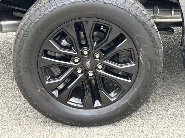 2026 Gray Ford F-150 Lariat 4X4 Truck