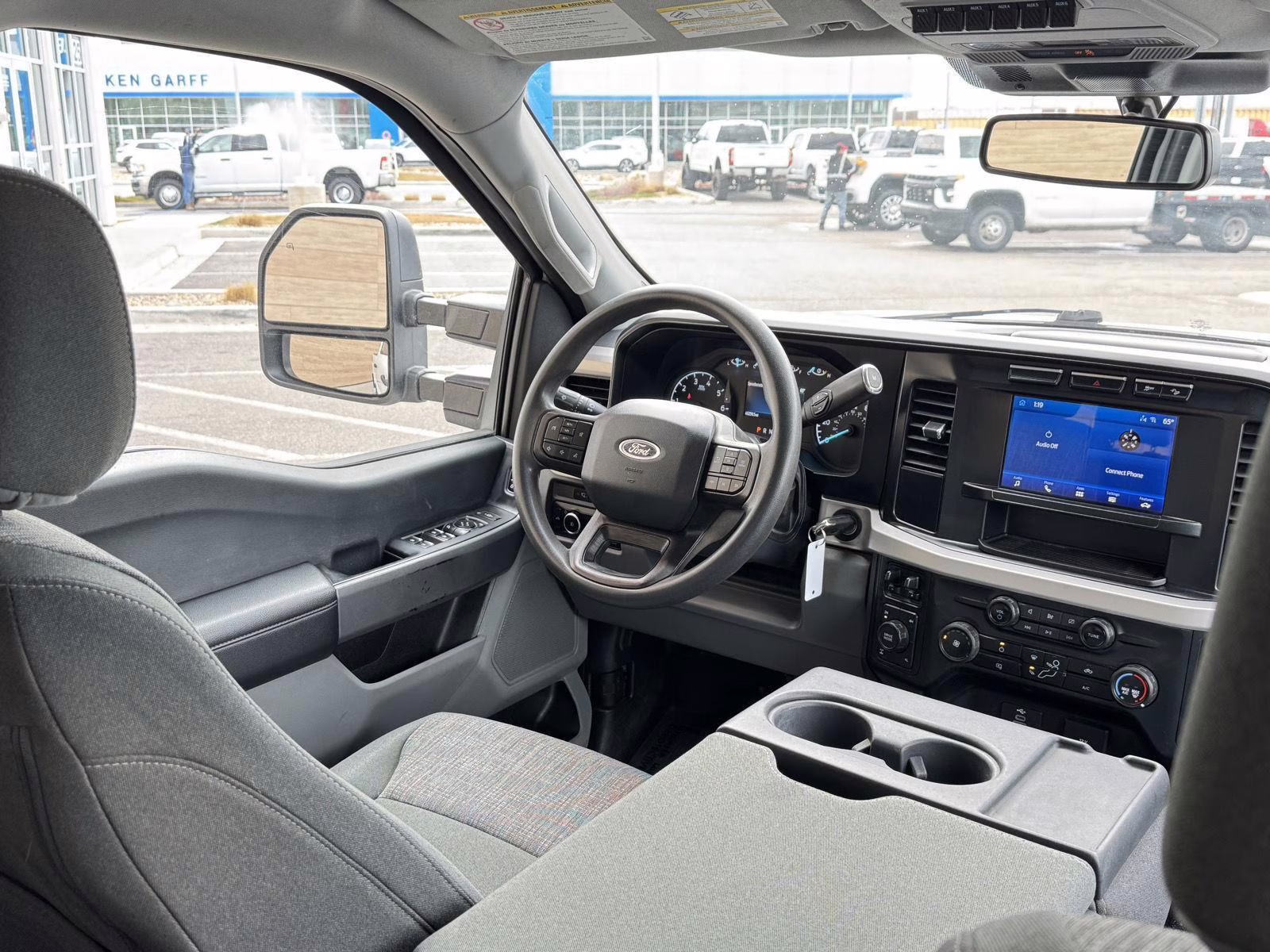 2023 Oxford White Ford Super Duty F-250 SRW XLT 4X4 Truck