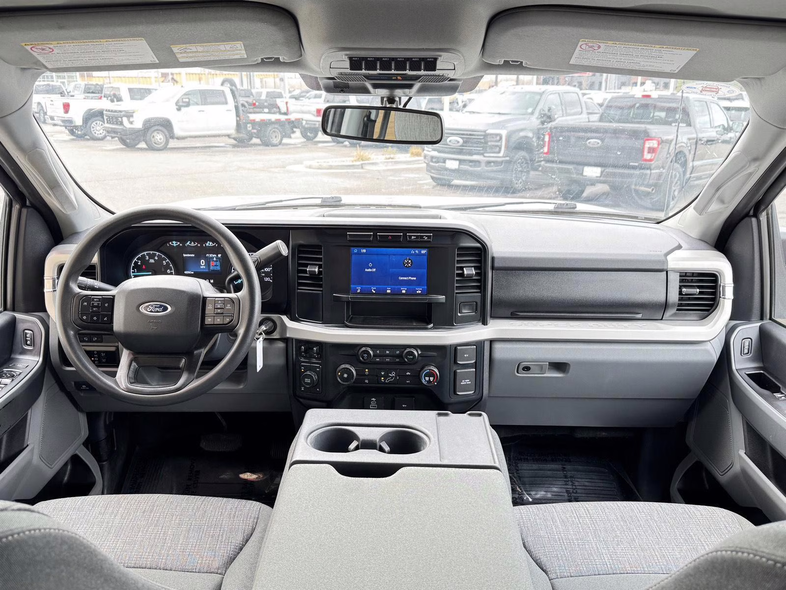 2023 Oxford White Ford Super Duty F-250 SRW XLT 4X4 Truck