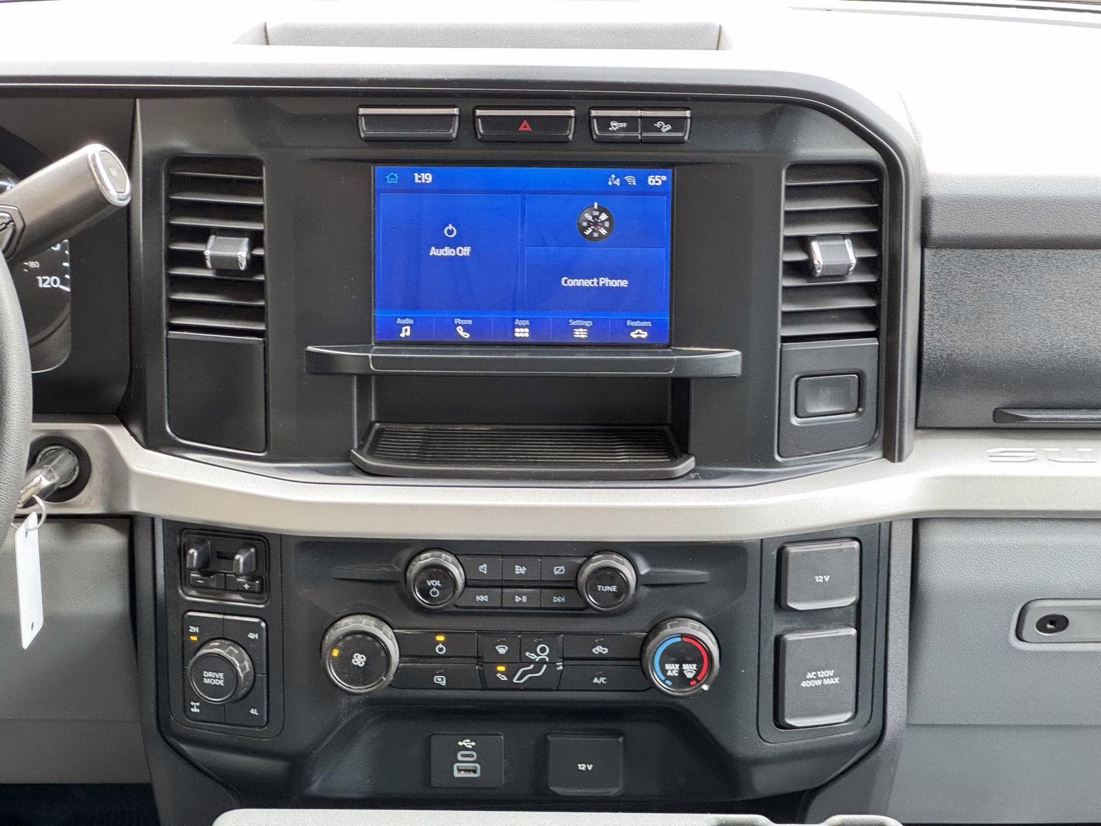 2023 Oxford White Ford Super Duty F-250 SRW XLT 4X4 Truck