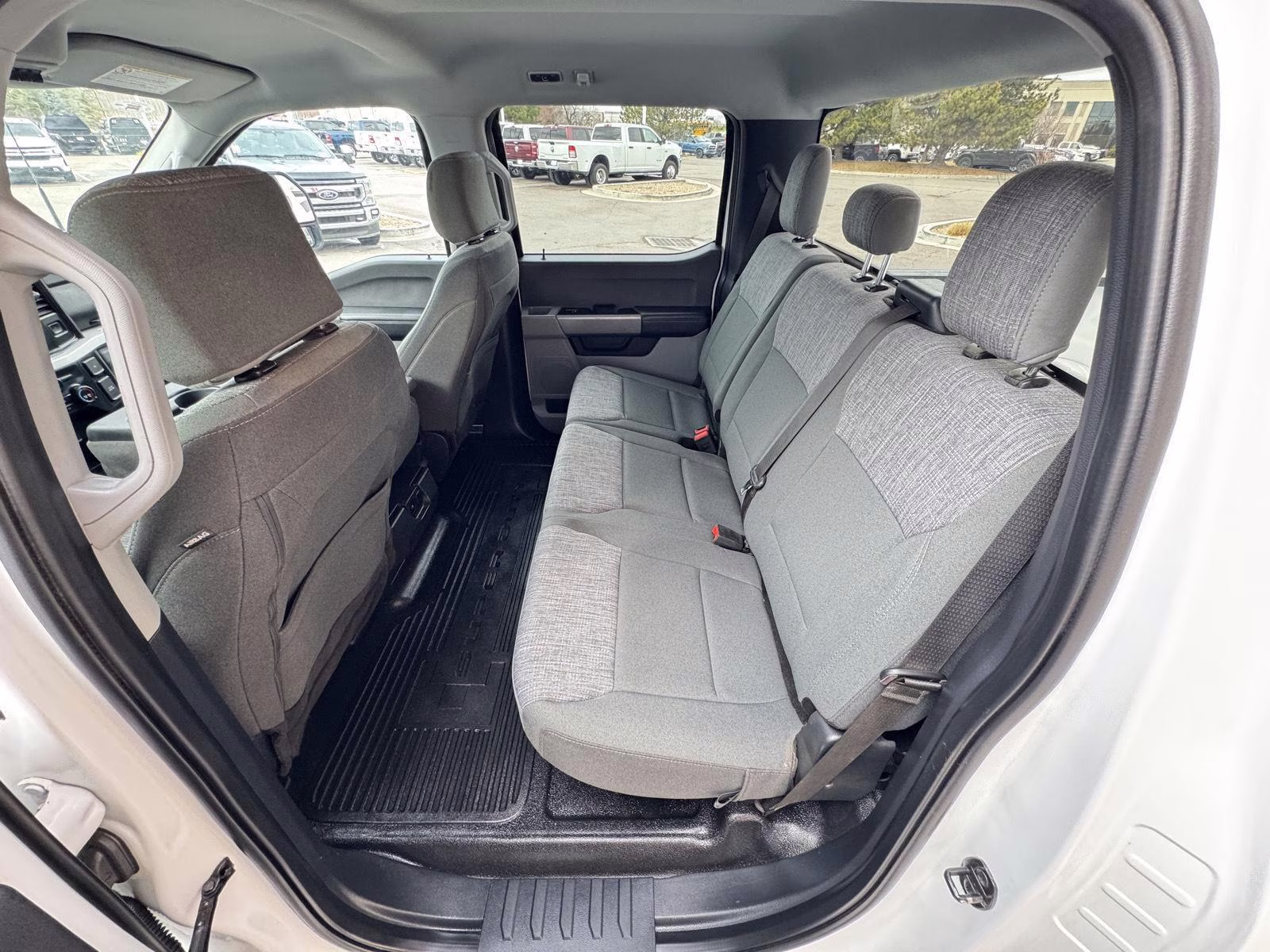 2023 Oxford White Ford Super Duty F-250 SRW XLT 4X4 Truck