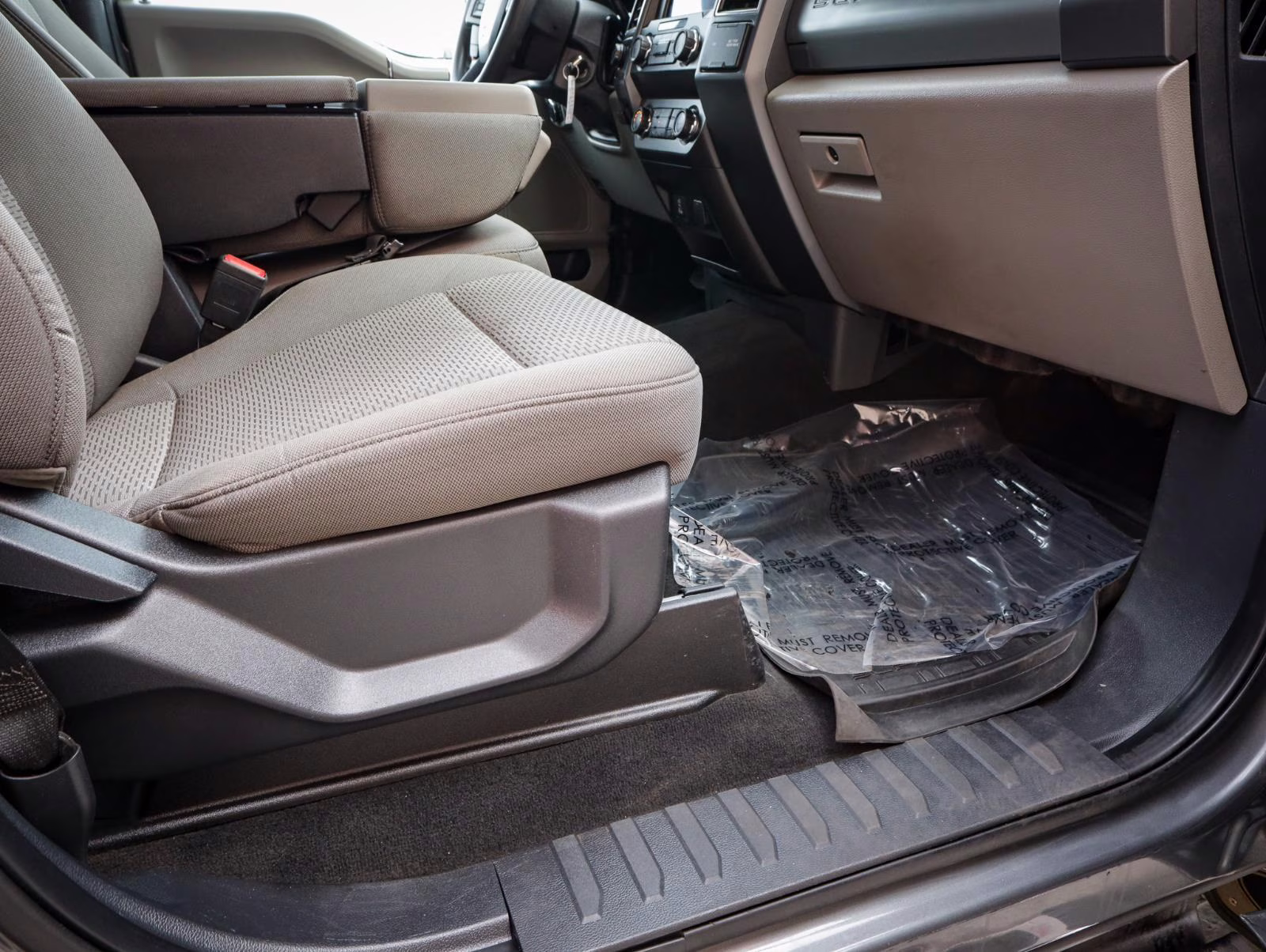 2022 Carbonized Gray Ford Super Duty F-350 SRW XLT 4X4 Truck