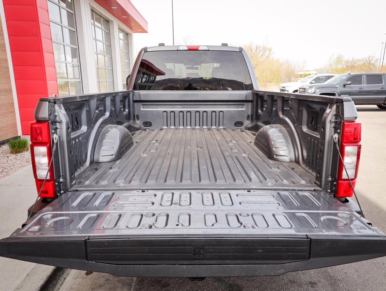 2022 Carbonized Gray Ford Super Duty F-350 SRW XLT 4X4 Truck