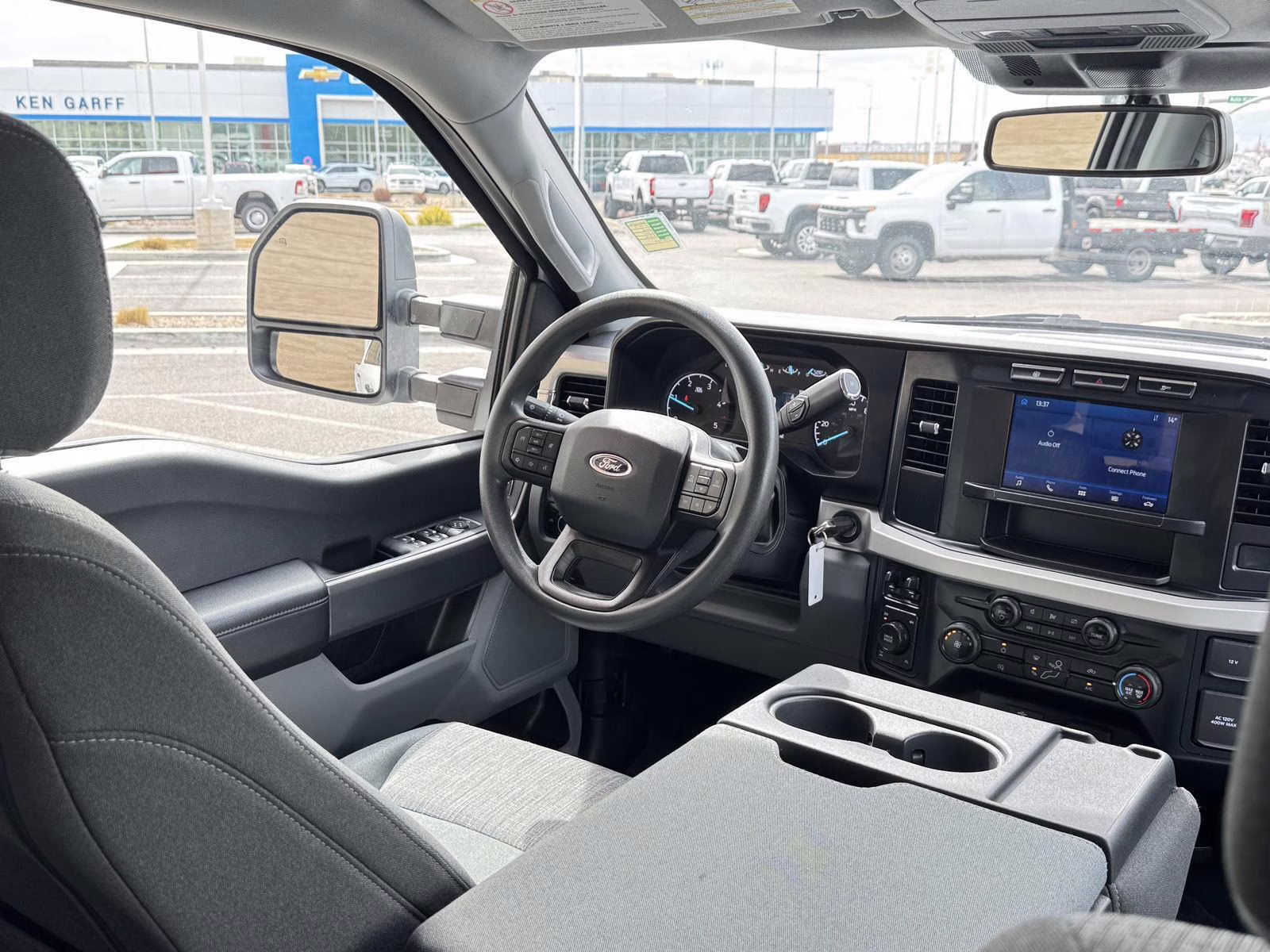 2023 Oxford White Ford Super Duty F-350 SRW XLT 4X4 Truck