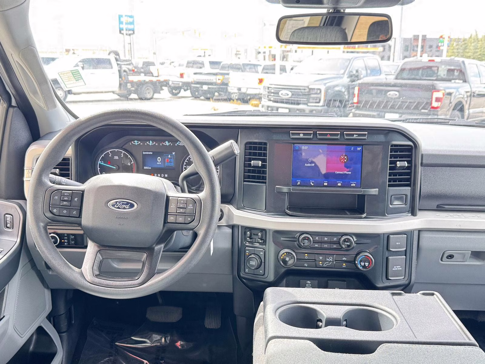 2023 Oxford White Ford Super Duty F-350 SRW XLT 4X4 Truck