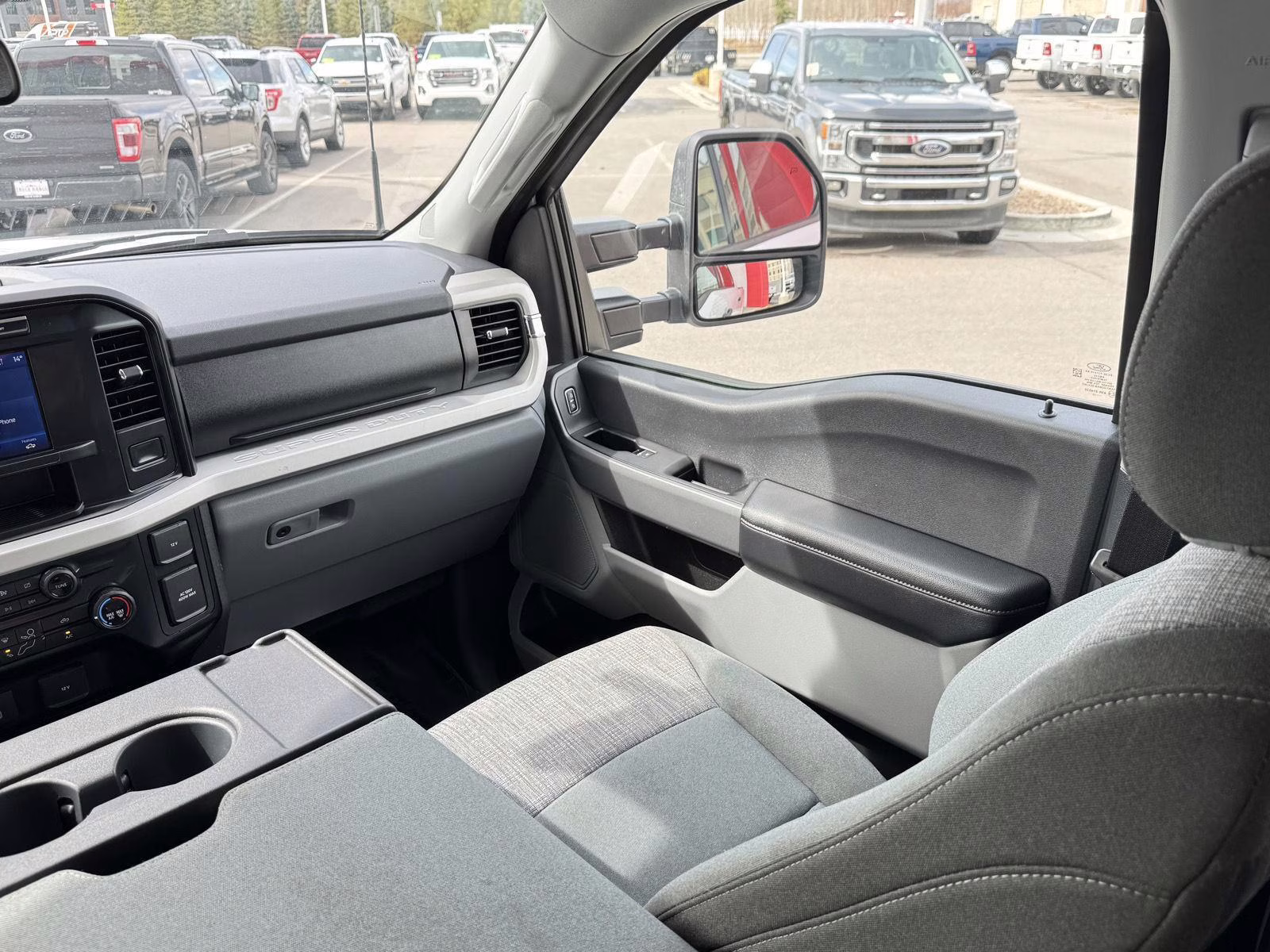 2023 Oxford White Ford Super Duty F-350 SRW XLT 4X4 Truck