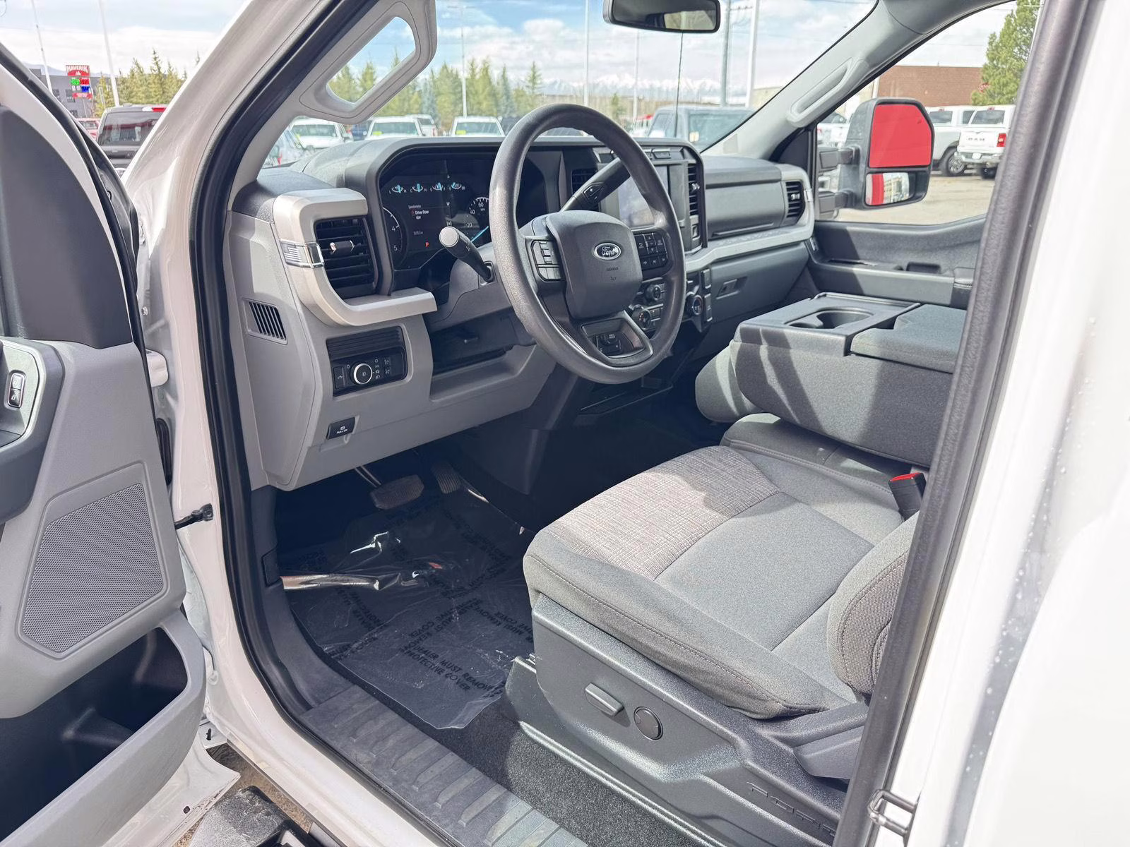 2023 Oxford White Ford Super Duty F-350 SRW XLT 4X4 Truck